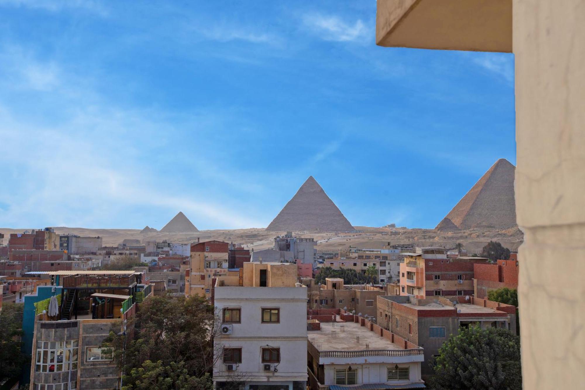 Galaxy Pyramids View Inn Kafret el-Gabal Esterno foto
